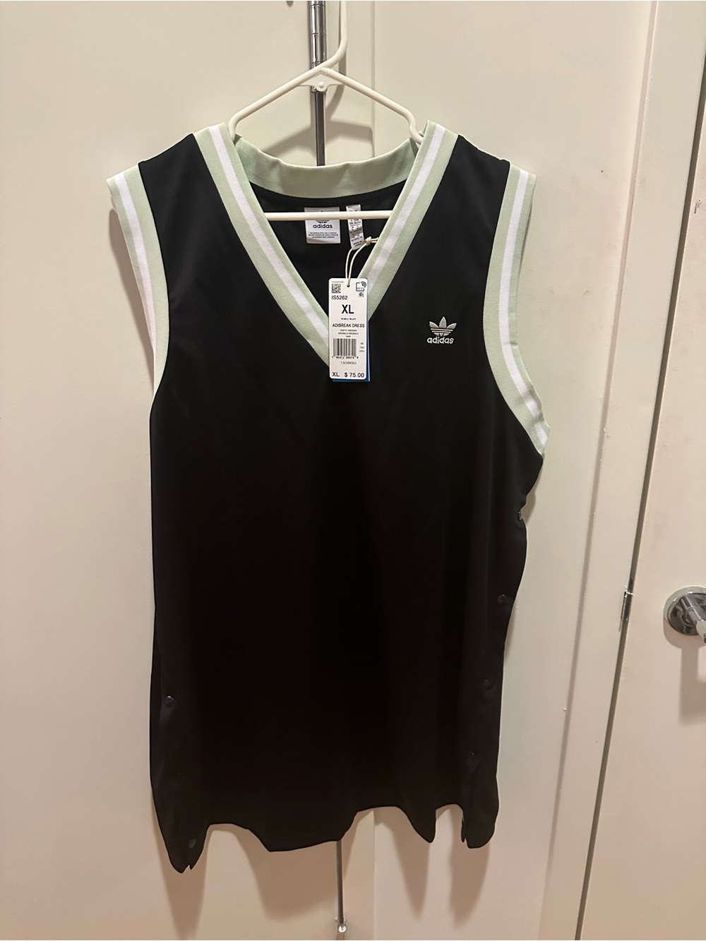 🆕 adidas Black V-Neck Sleeveless Dress with Mint and White Trim